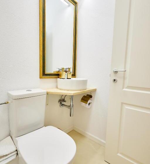 سوئیت با بالکن, Carol Park View