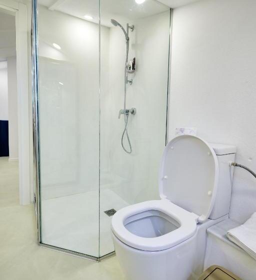 Deluxe Suite King Bed, Carol Park View