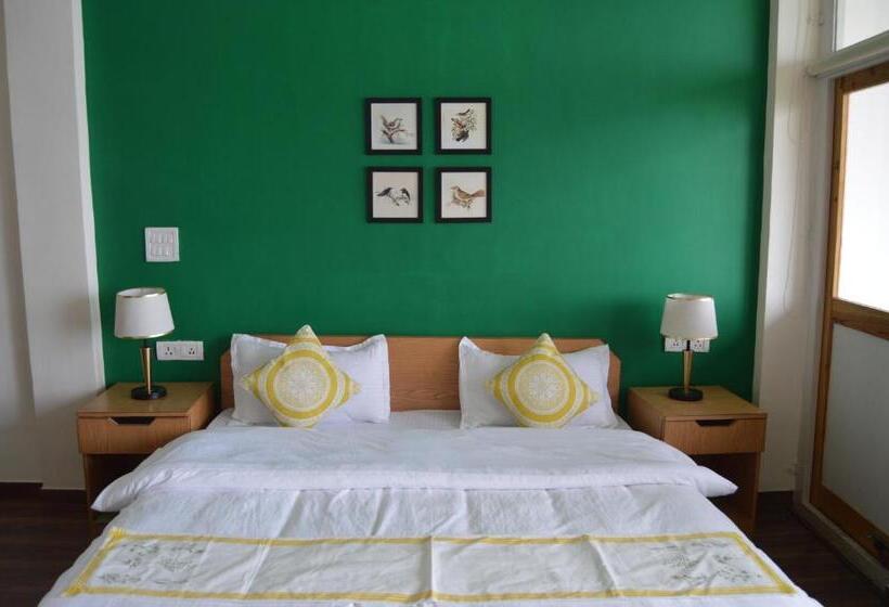 デラックスルーム, The Coverpage Boutique Stays Mussoorie