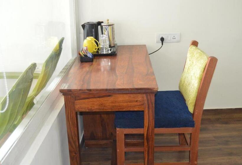 デラックスルーム, The Coverpage Boutique Stays Mussoorie