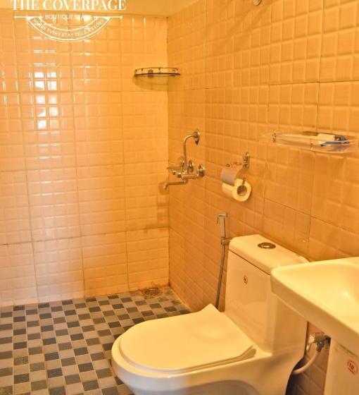 キングサイズベッドのスタンダードルーム, The Coverpage Boutique Stays Mussoorie