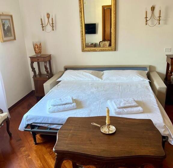 اتاق پریمیوم چهارنفره, Montesanto 25