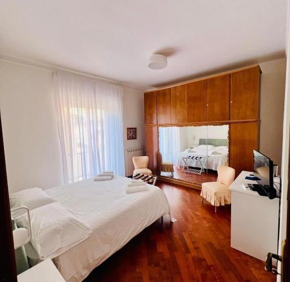 اتاق استاندارد, Montesanto 25