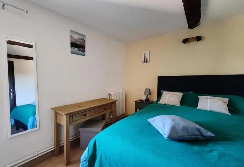 Standard-huone, Chambres D Hôtes L Amphitryon 5 Chambres