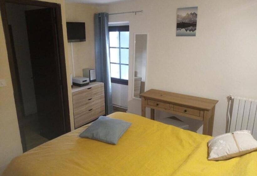 חדר סטנדרט, Chambres D Hôtes L Amphitryon 5 Chambres