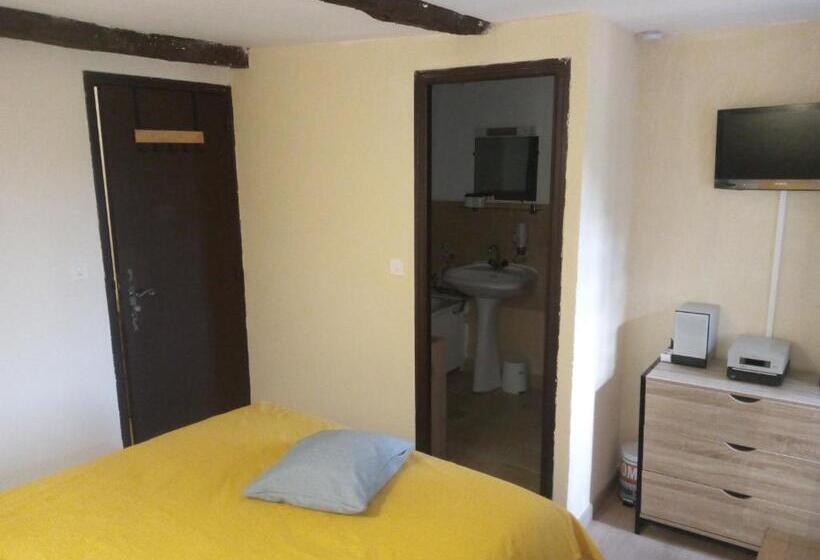 Номер Стандарт, Chambres D Hôtes L Amphitryon 5 Chambres