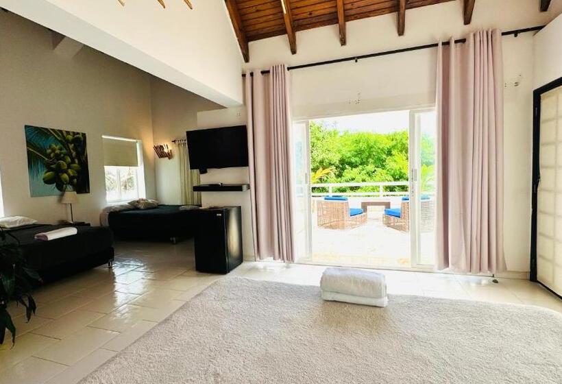 带1个卧室和海景的别墅, Coco House By Be Happy