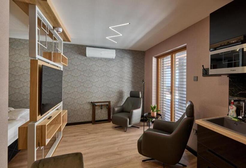 Апартаменты Премиум 1 Спальня, Grandis Premium Apartments