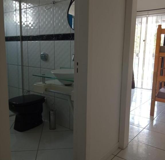 חדר משפחתי, Hostel E Pousada Orquídea