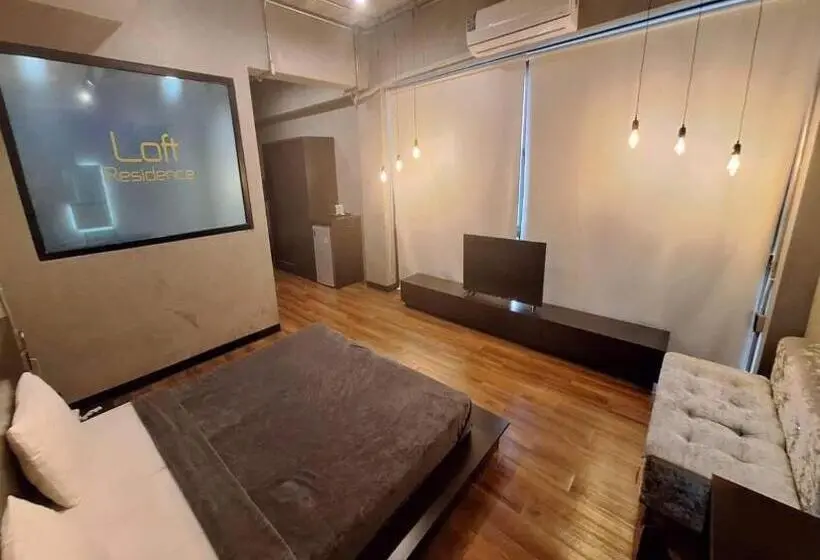 سوییت خانوادگی, Capital O 75512 Loft Residence Suphanburi