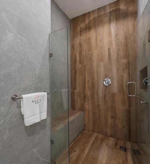 Deluxe Zimmer, Chariot