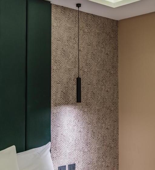 Deluxe Zimmer, Chariot