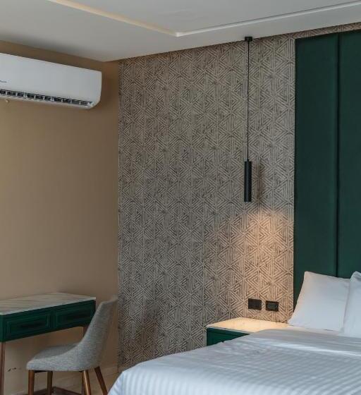 Deluxe Zimmer, Chariot