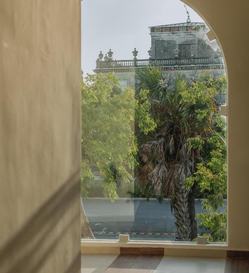 Superior-Zimmer, Chariot