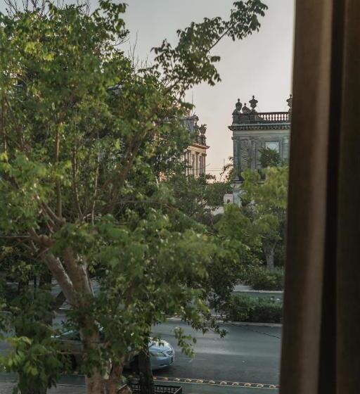 Superior-Zimmer, Chariot