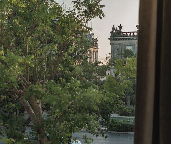 Superior-Zimmer, Chariot