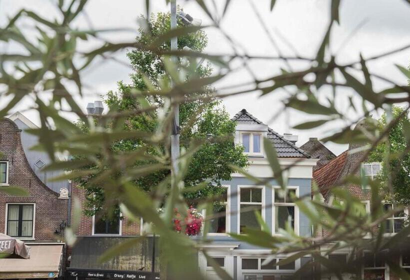 豪华三人间, Koemarkt