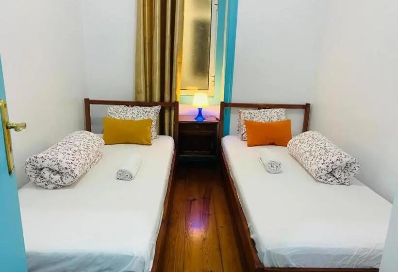 اتاق استاندارد, Atlantic Hostel