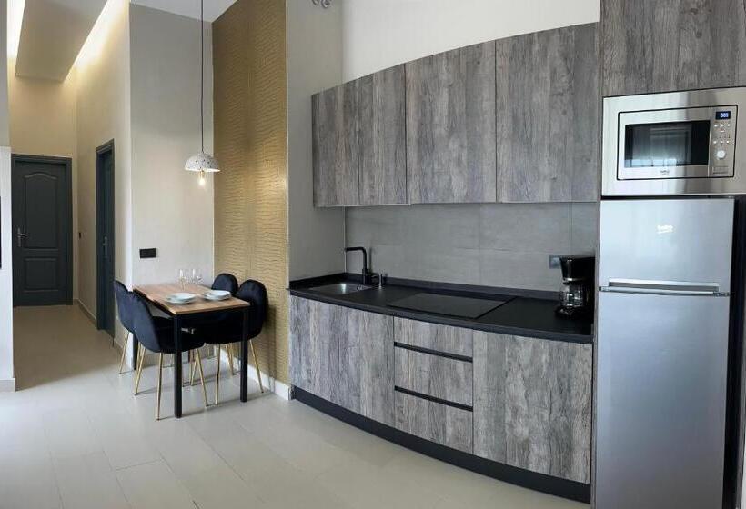 Апартаменты 2 Спальни, La Lipa