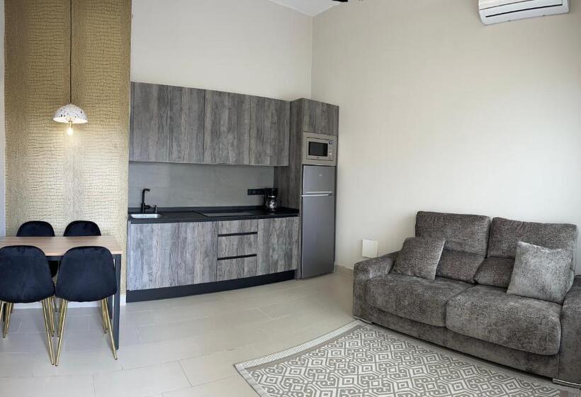 Апартаменты 2 Спальни, La Lipa