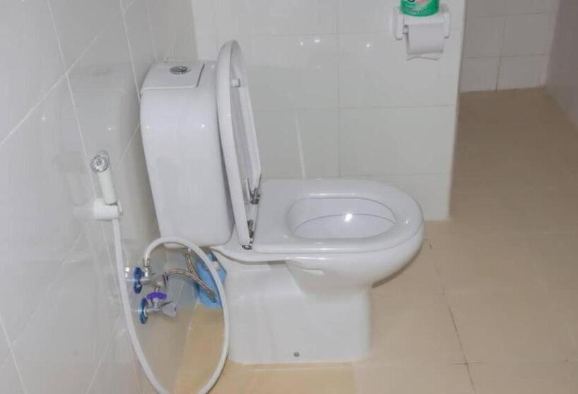 标准三人间, Summer Dream Lodge