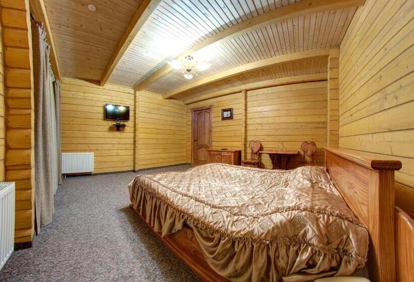 اتاق سوپریور, Karpatski Dzherela