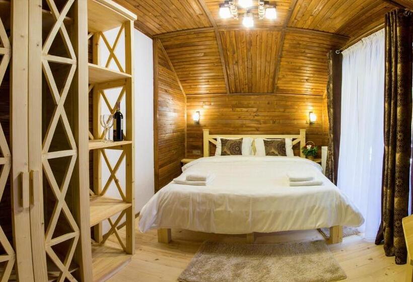 خانه 2 خوابه, Karpatski Dzherela