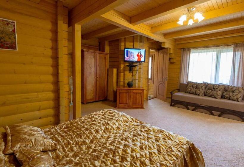 اتاق لوکس سه تخته, Karpatski Dzherela