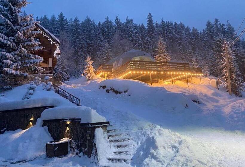 چادر با خدمات رفاهی استاندارد, Karpatski Dzherela