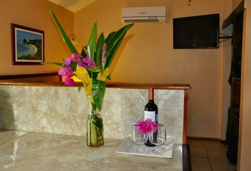 سوئیت جونیور با تراس, West Bay Lodge And Spa