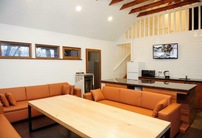 ویلای 3 خوابه, Tree House Relax Park