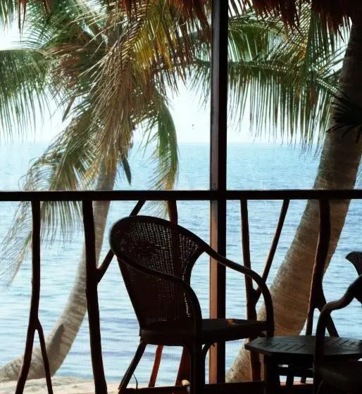 کابین, Turtle Inn By Francis Ford Coppola