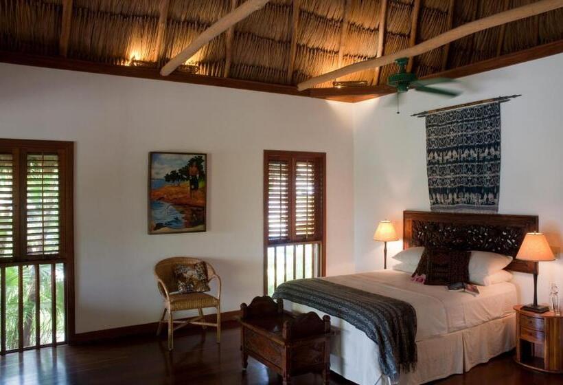 בקתה, Turtle Inn By Francis Ford Coppola