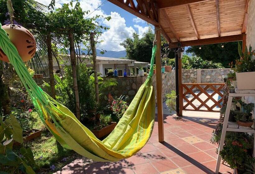 スタンダードルーム, Birdsong Lodge