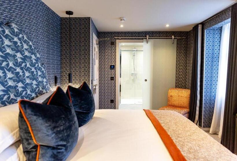 غرفة سوبيريور, 1881 Of Speyside