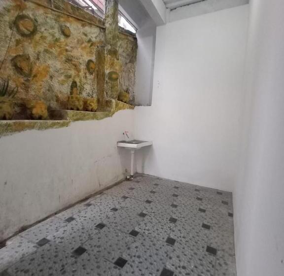 单人经济间, Almic Guesthouse Bogor