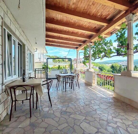 آپارتمان 2 خوابه, Apartments Lucerna