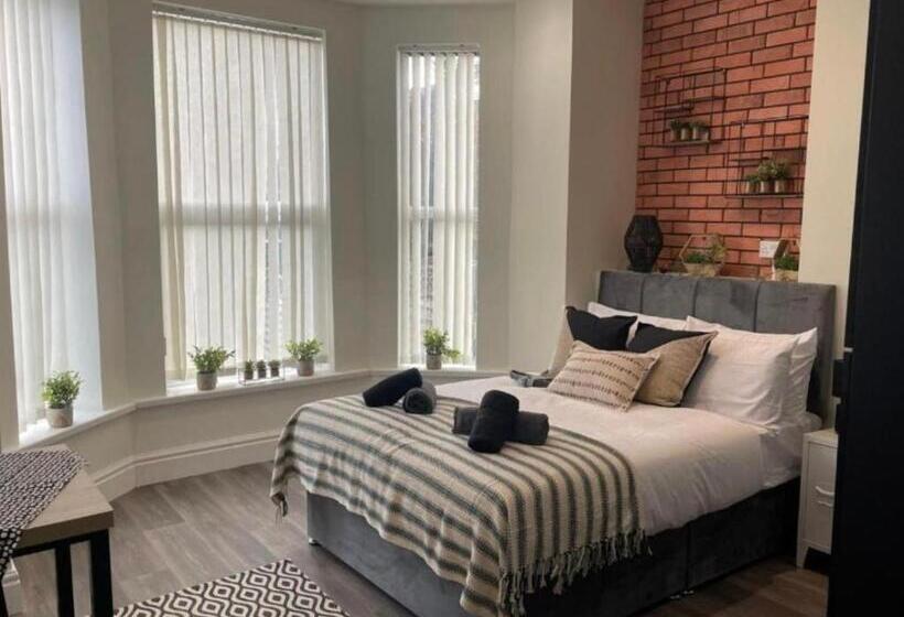 豪华房间, Dream Home