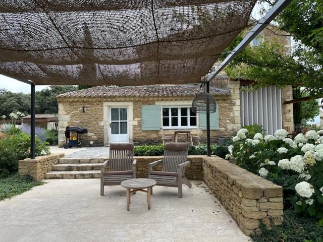 스탠다드 스튜디오 정원 전망, Gite Monet