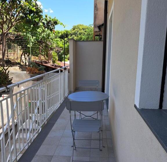 חדר סטנדרט, Nancyanna House