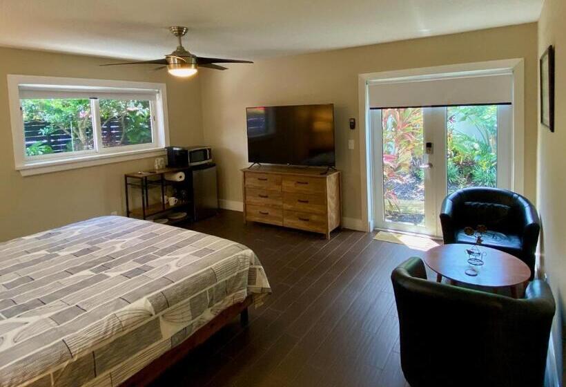 带大床的标准间, Riverbank Guesthouse Wilton Manors