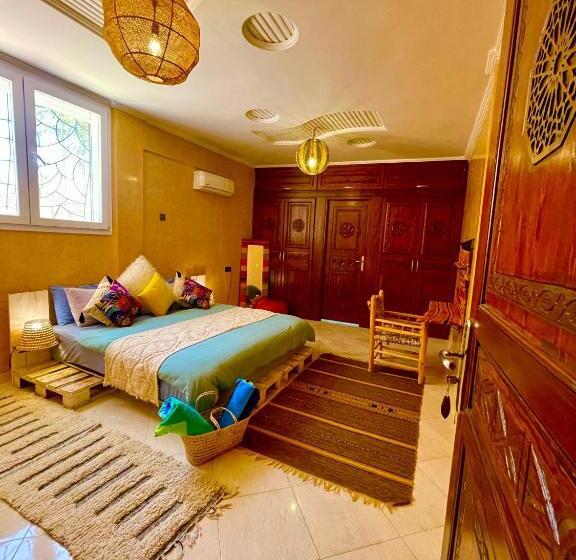 סוויטה דלוקס, S&s Chill House