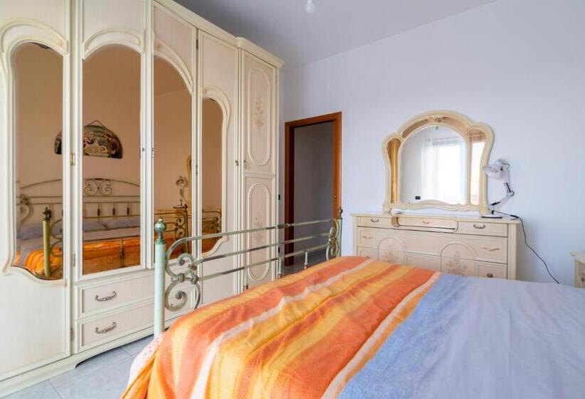 Standard room with outdoor bath, Un Posto Al Sole