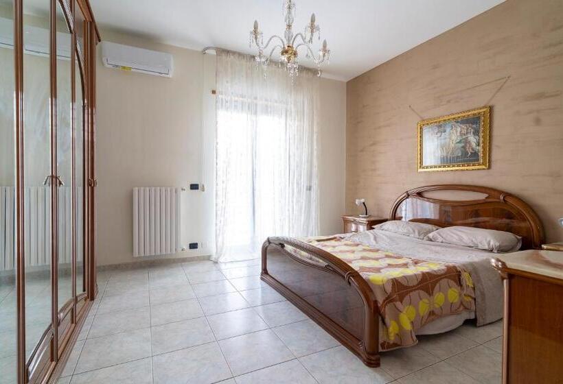 غرفة قياسية مع حمام خارجي, Un Posto Al Sole