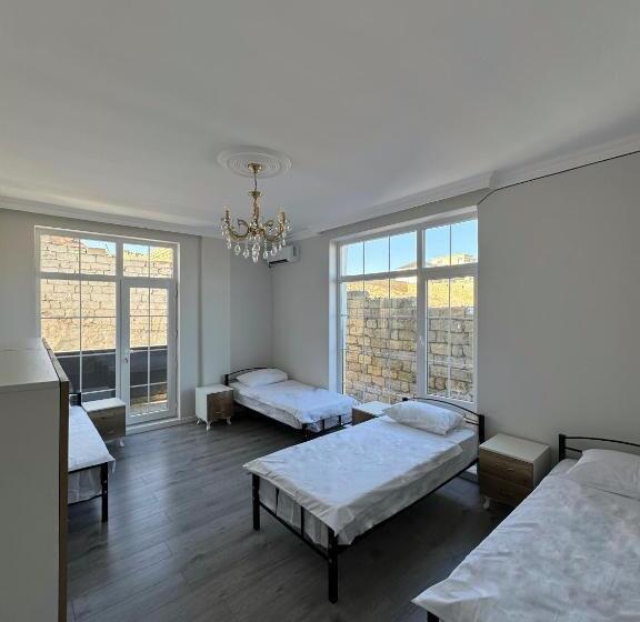 اتاق سوپریور چهار تخته, Premium Sea View Hotel & Hostel