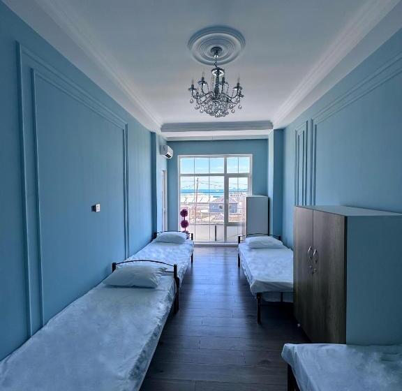 تختخواب در اتاق مشترک, Premium Sea View Hotel & Hostel