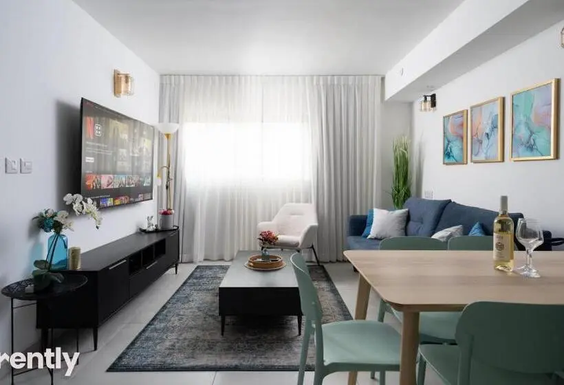 آپارتمان 1 خوابه, Sea Side Aster Apartment   By Rently
