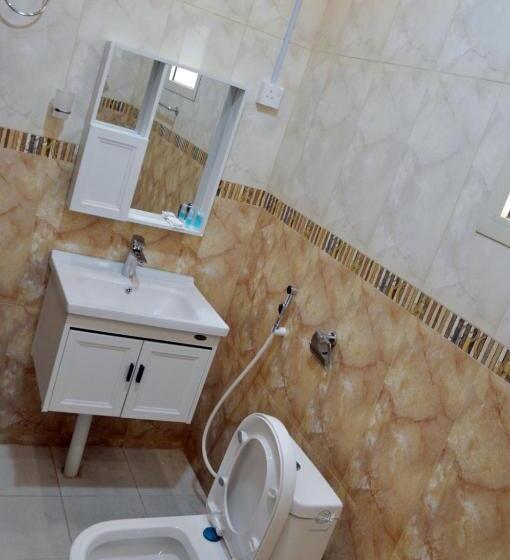 דירת חדר, المكان الراقي للشق