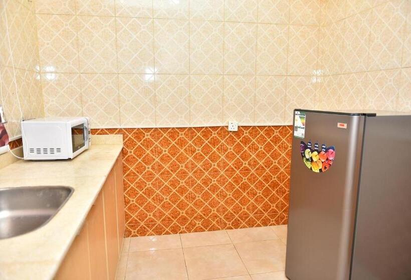 דירת חדר, المكان الراقي للشق