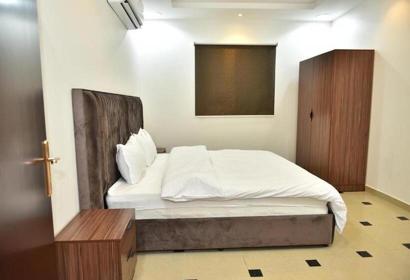 חדר משפחתי, المكان الراقي للشق